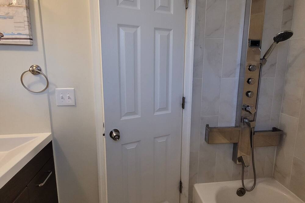 Photo of Bathroom in Brownsville