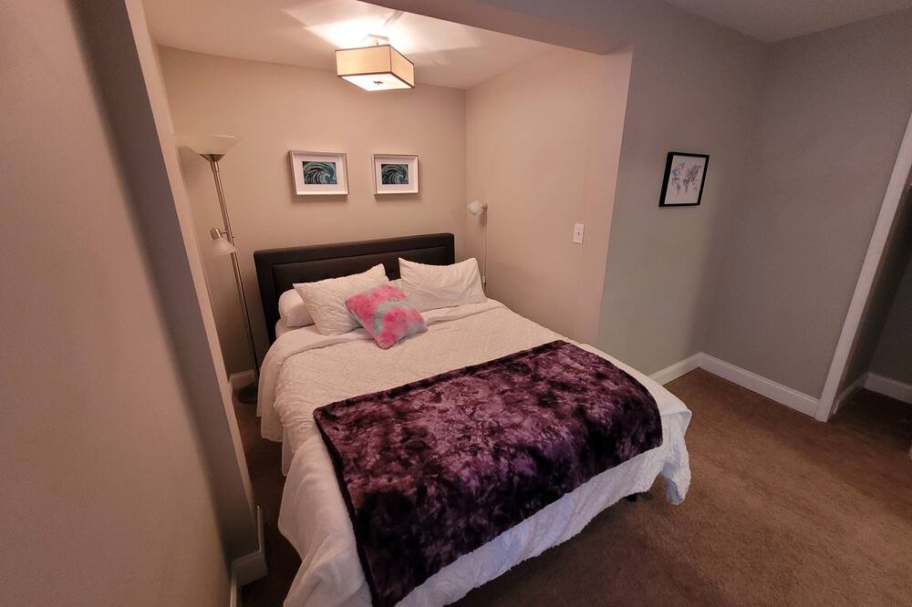 Photo of Bedroom in Brownsville