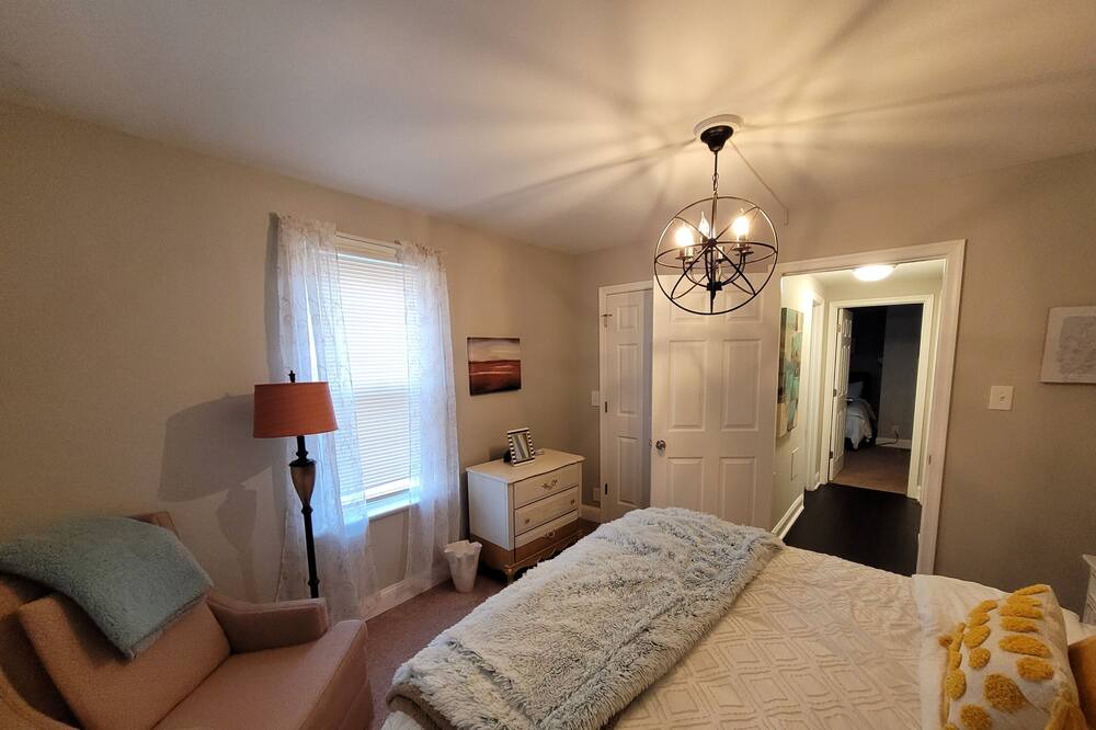 Photo of Bedroom in Brownsville