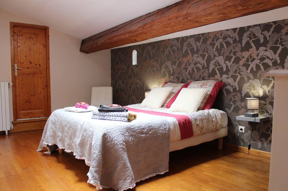 Photo of Bedroom in Laure-Minervois