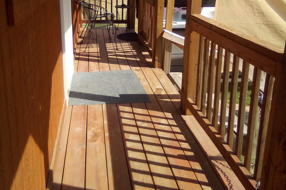Photo of Patio Balcony in Hempstead
