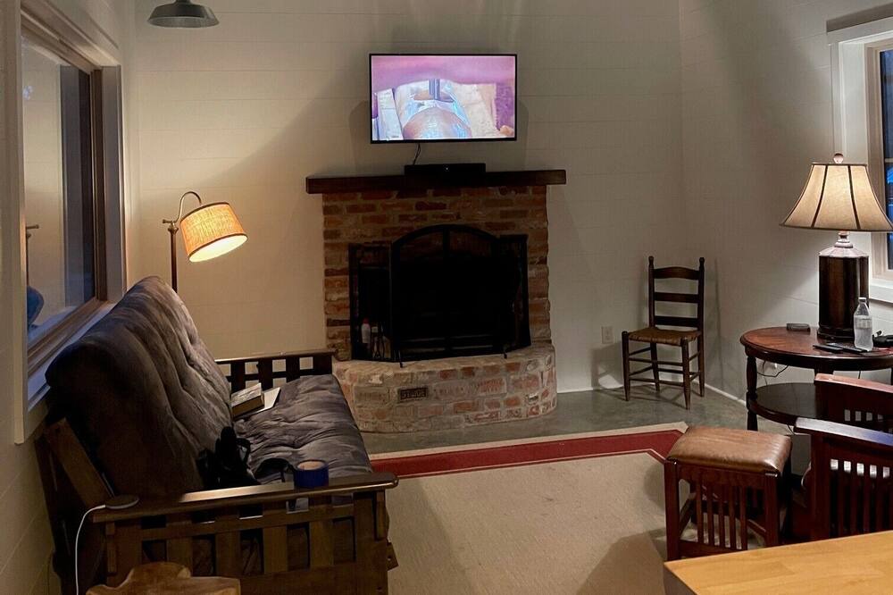 Photo of Livingroom in Benton