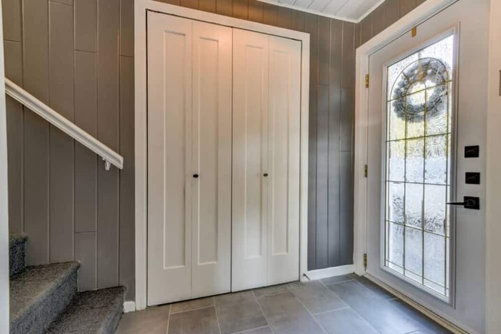 Photo of Bedroom in Saint-Sauveur