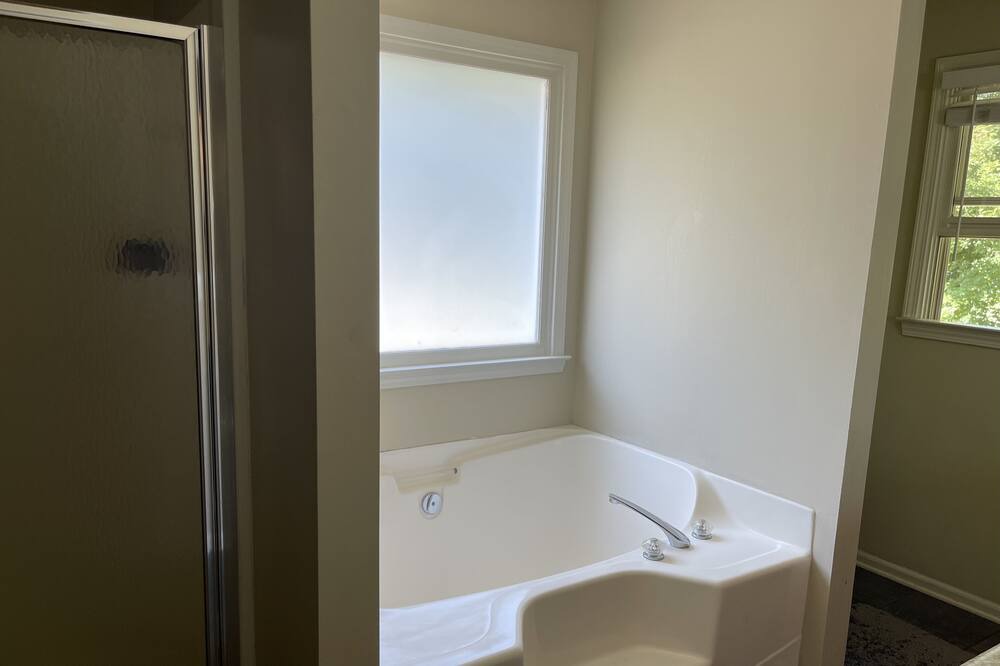 Photo of Bathroom in Powder Springs