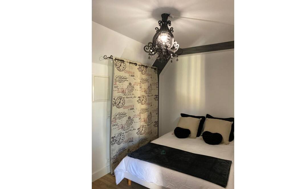 Photo of Bedroom in Saint-Lyphard