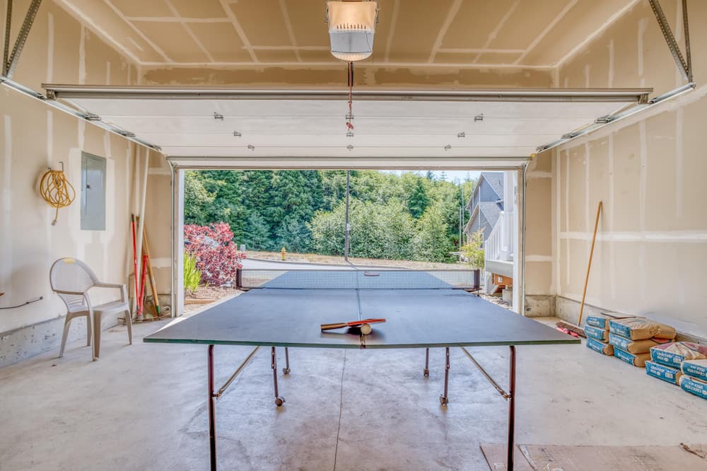 Photo of Bedroom in Netarts