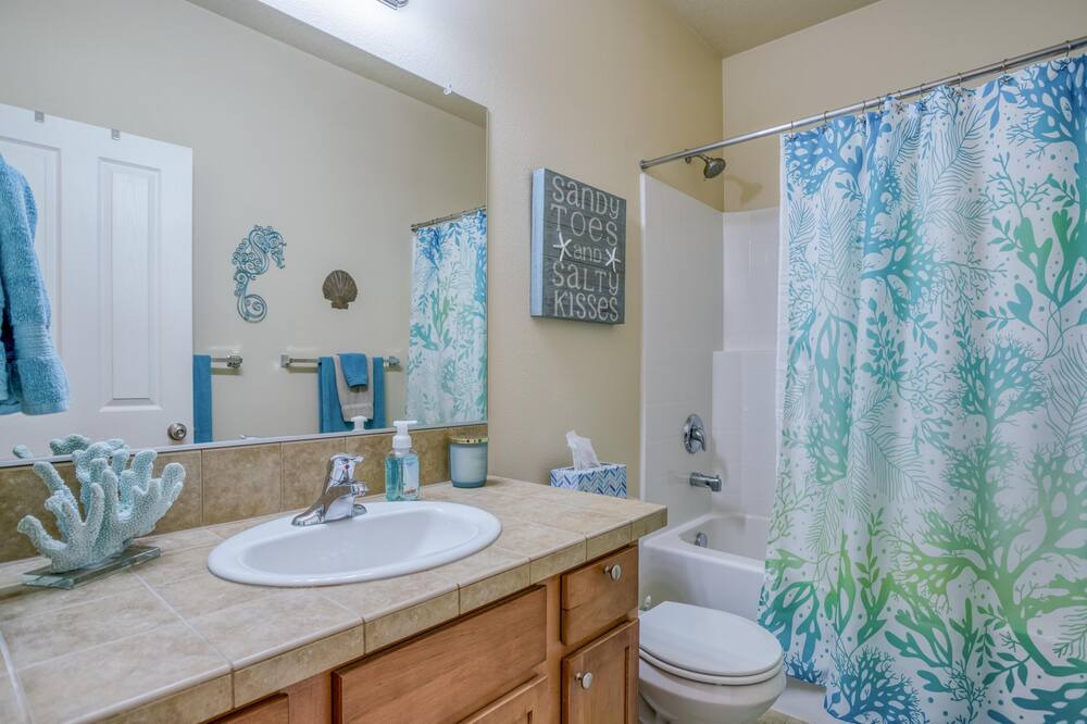 Photo of Bathroom in Netarts