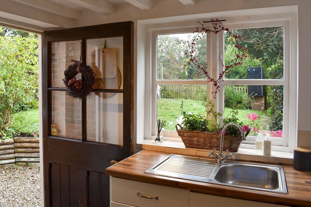 Photo of Kitchen in Handley