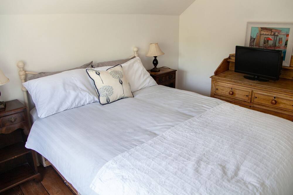 Photo of Bedroom in Handley