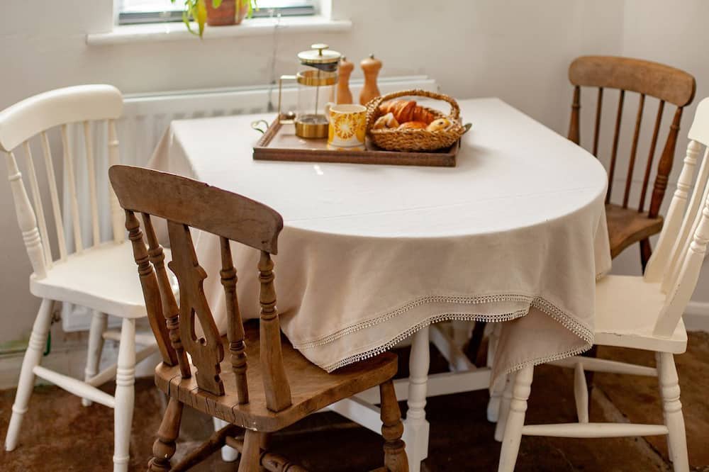 Photo of Kitchen in Handley