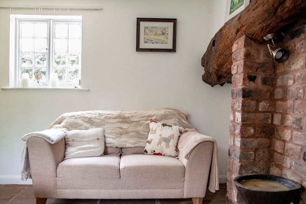 Photo of Livingroom in Handley