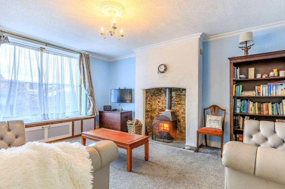 Photo of Livingroom in Westleigh