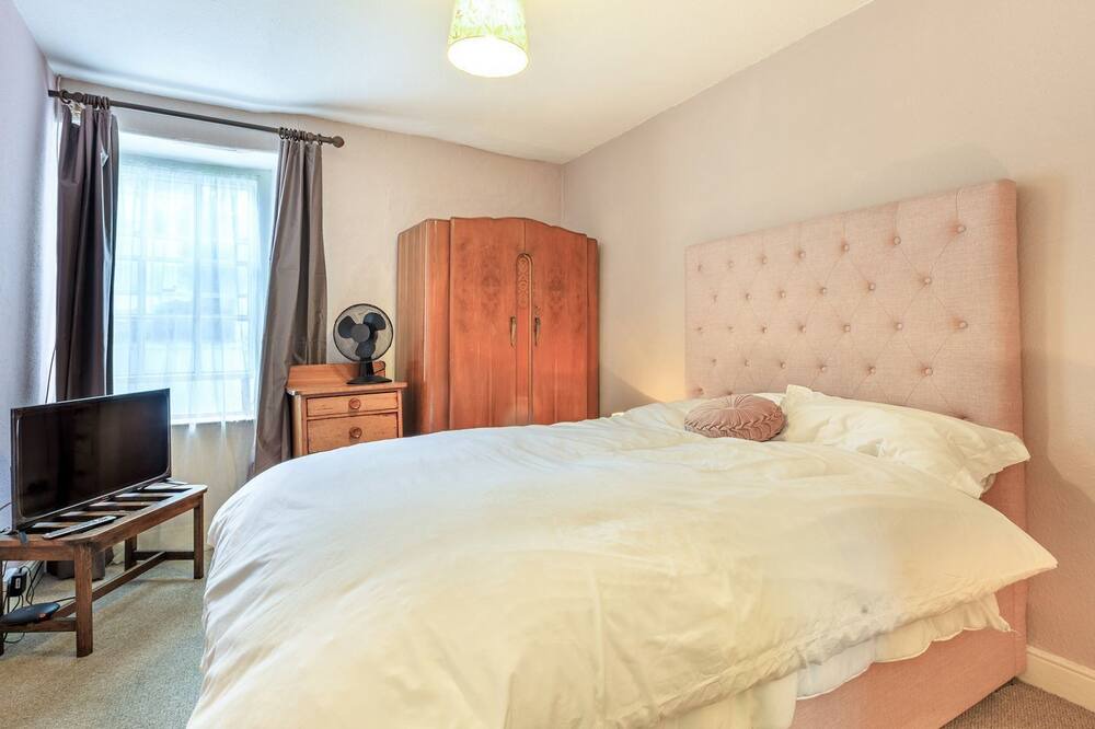 Photo of Others in Westleigh