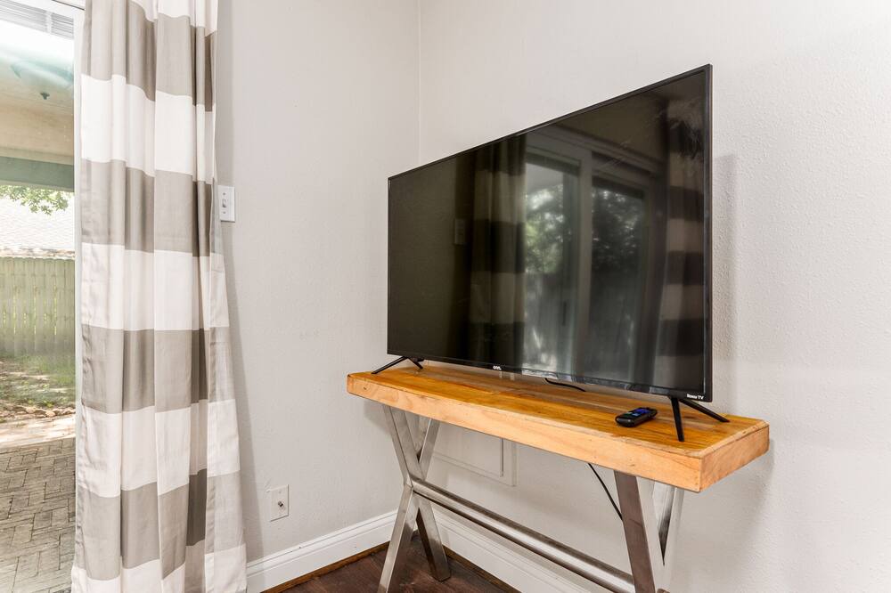 Photo of Bedroom in Barker