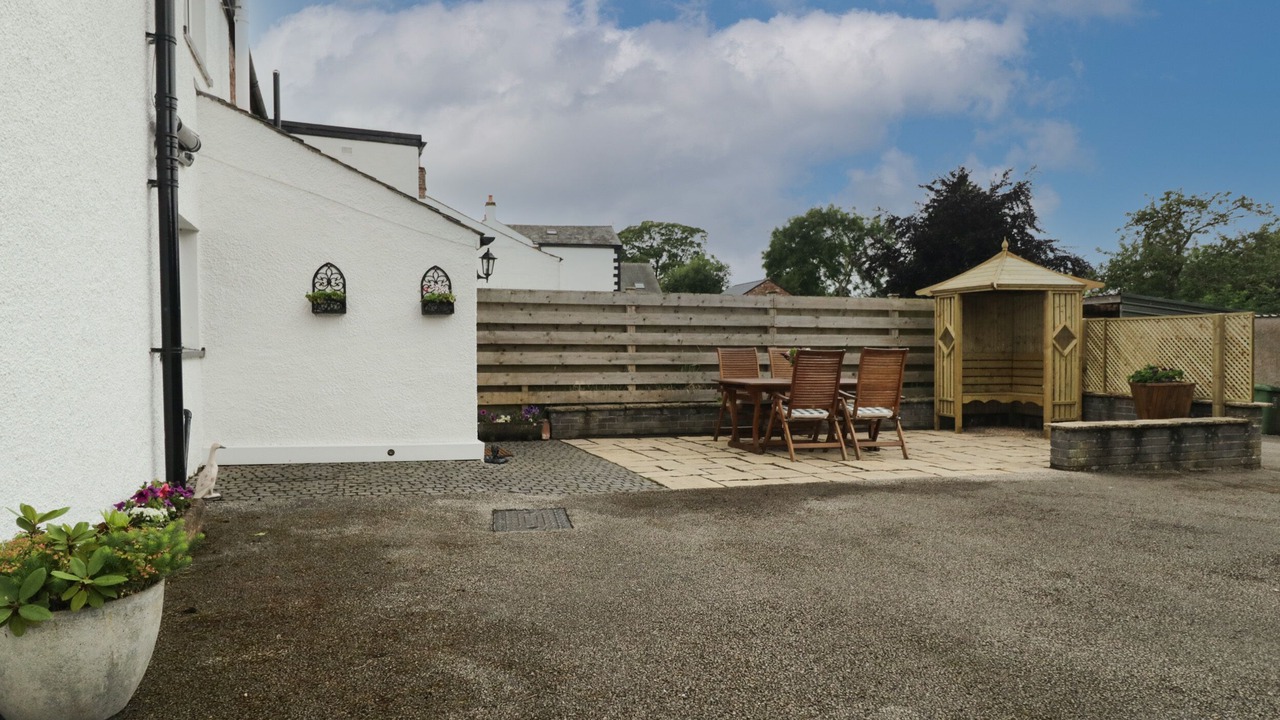 Photo of Others in Newton Reigny