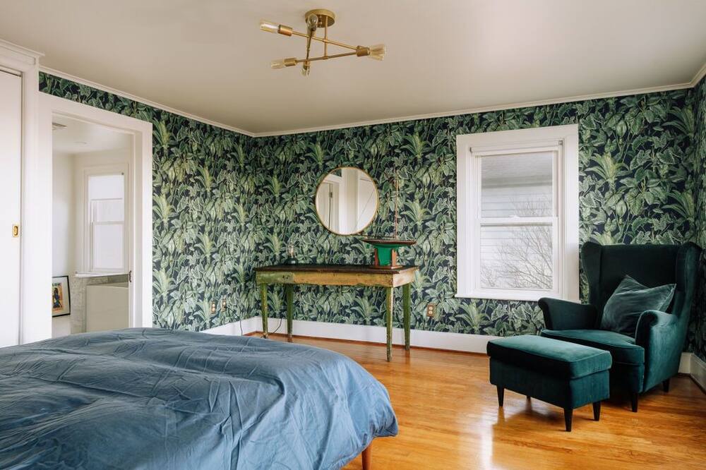 Photo of Bedroom in Town of New Baltimore