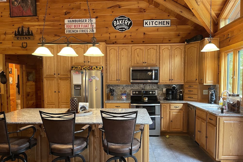 Photo of Kitchen in Madera