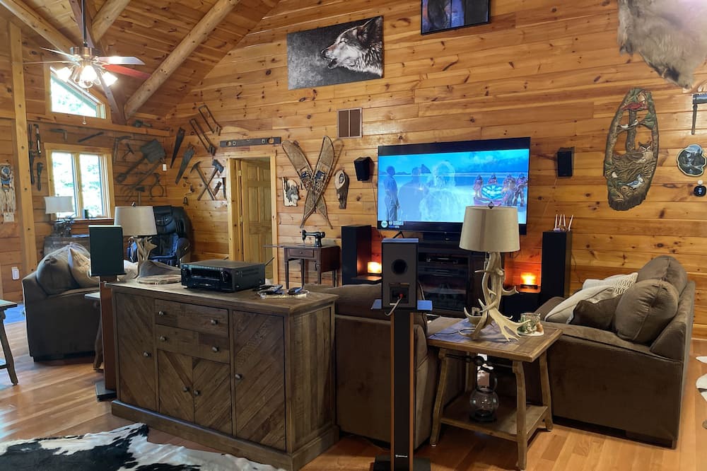 Photo of Livingroom in Madera