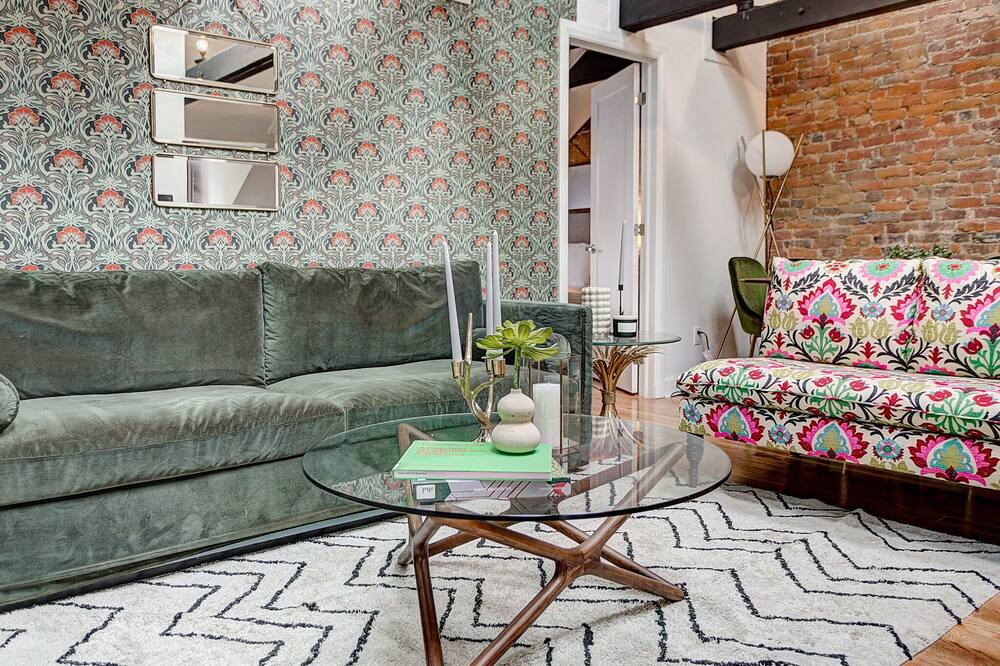 Photo of Livingroom in Latin Quarter