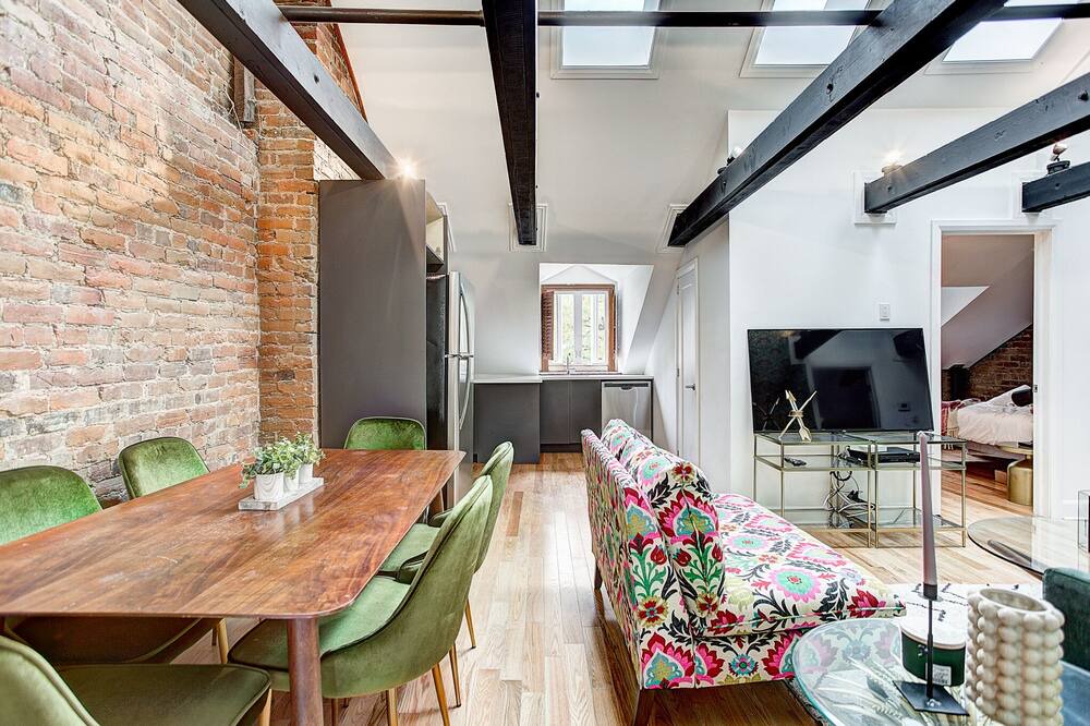 Photo of Livingroom in Latin Quarter