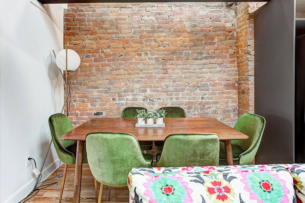 Photo of Livingroom in Latin Quarter