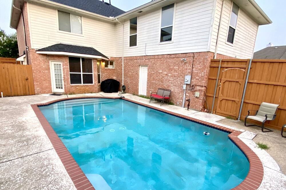 Photo of Outdoor in Allen