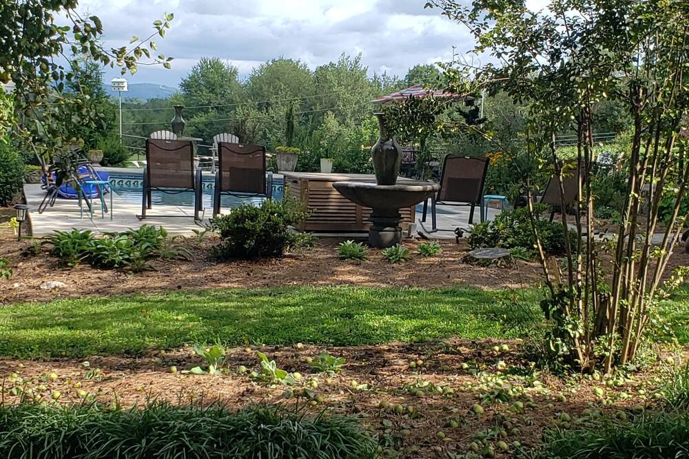 Photo of Outdoor in Harrison