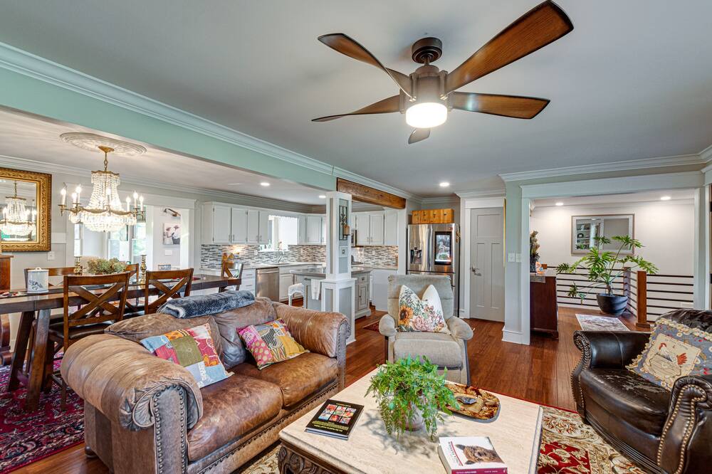 Photo of Livingroom in Harrison