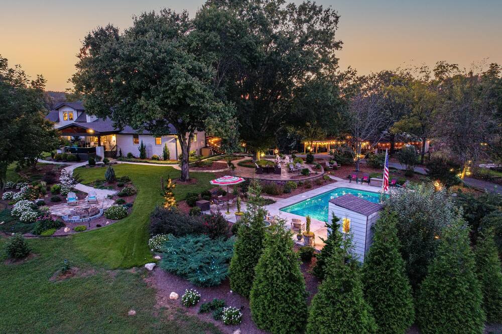 Photo of Outdoor in Harrison