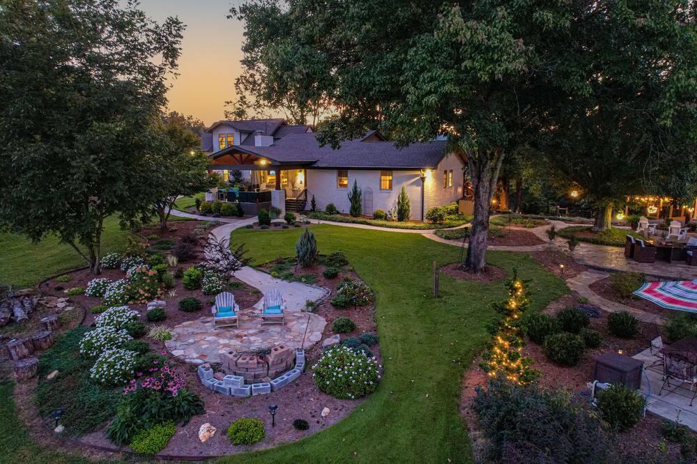 Photo of Outdoor in Harrison