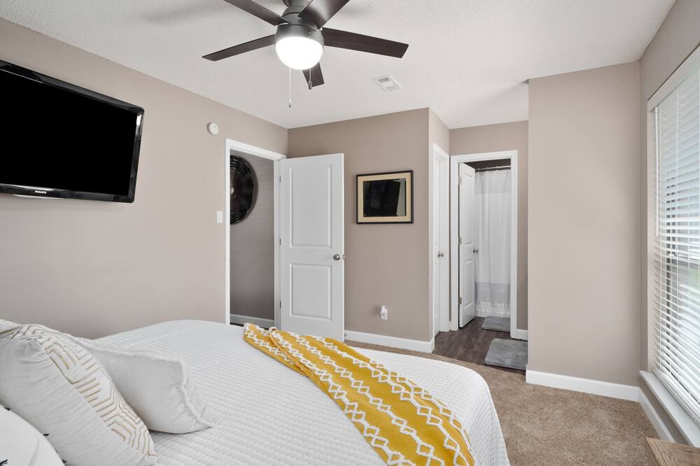 Photo of Bedroom in St. Peters