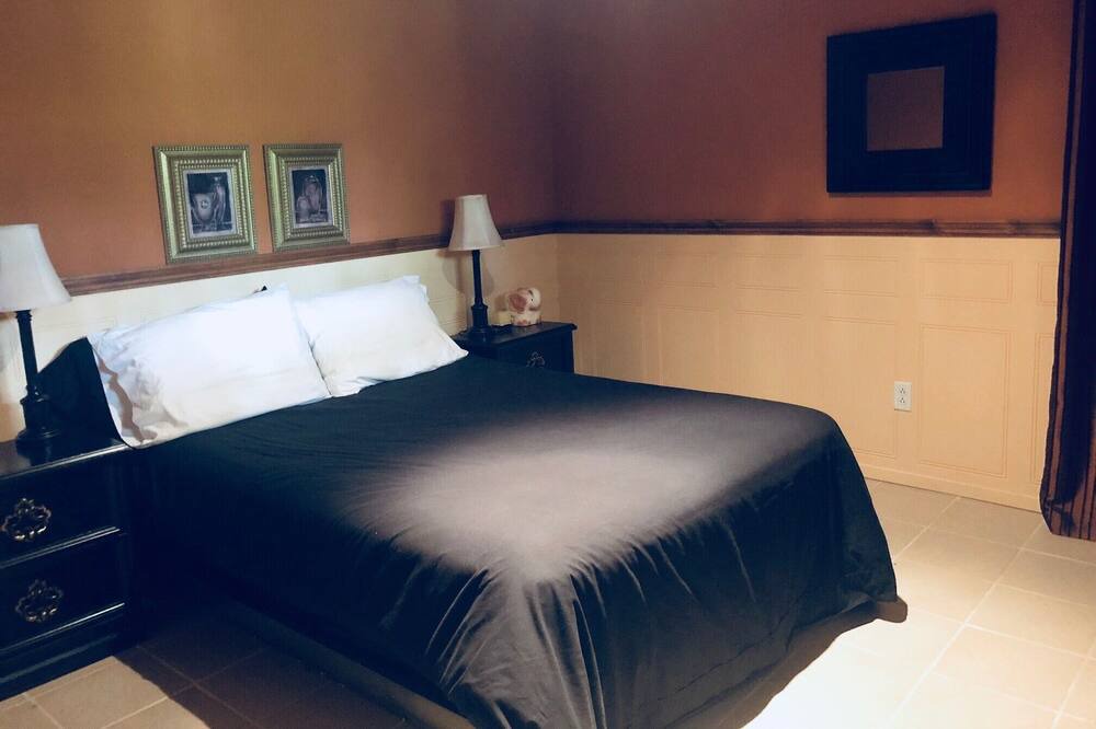 Photo of Bedroom in Lamarche