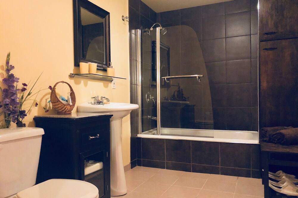 Photo of Bathroom in Lamarche
