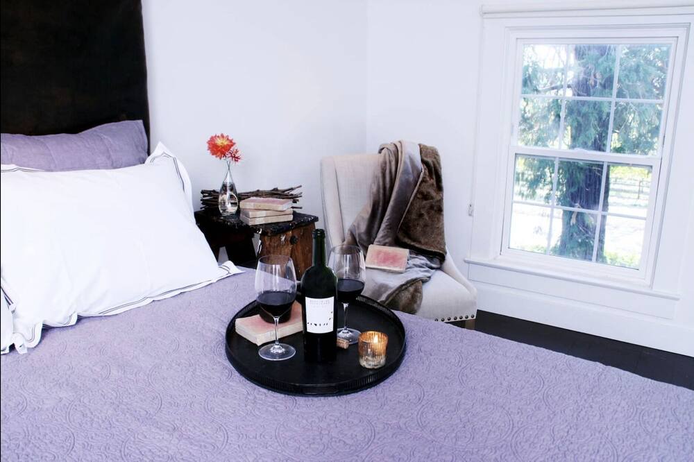 Photo of Bedroom in Napa