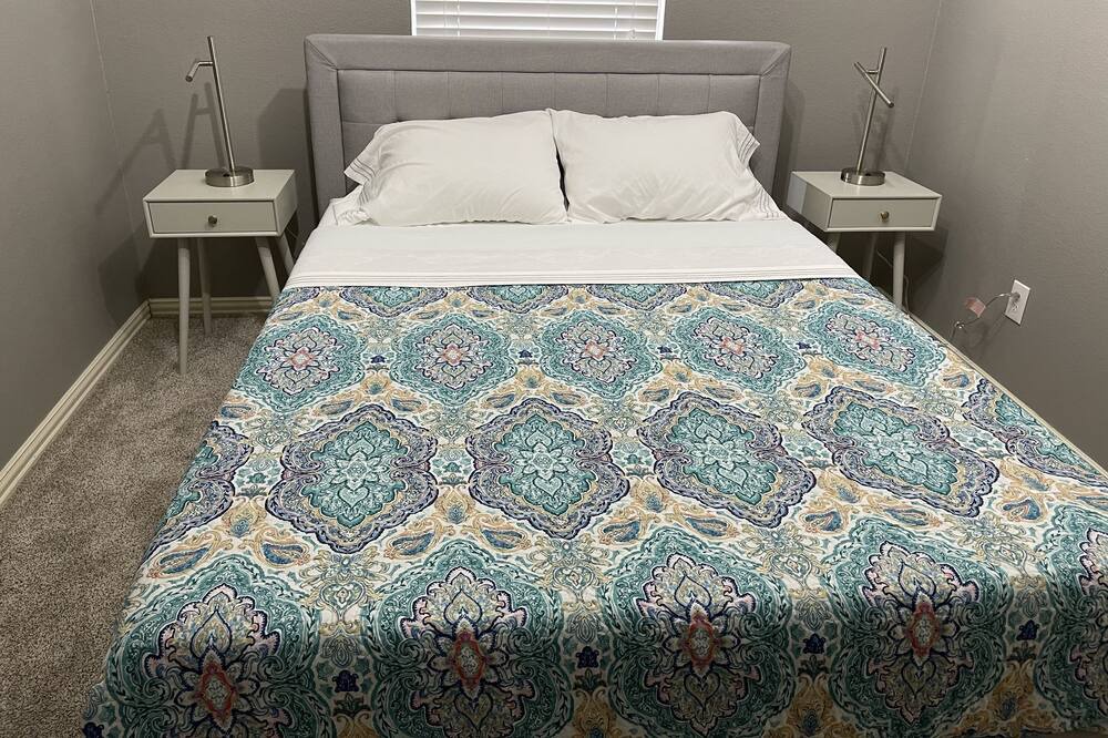 Photo of Bedroom in Valley Ranch
