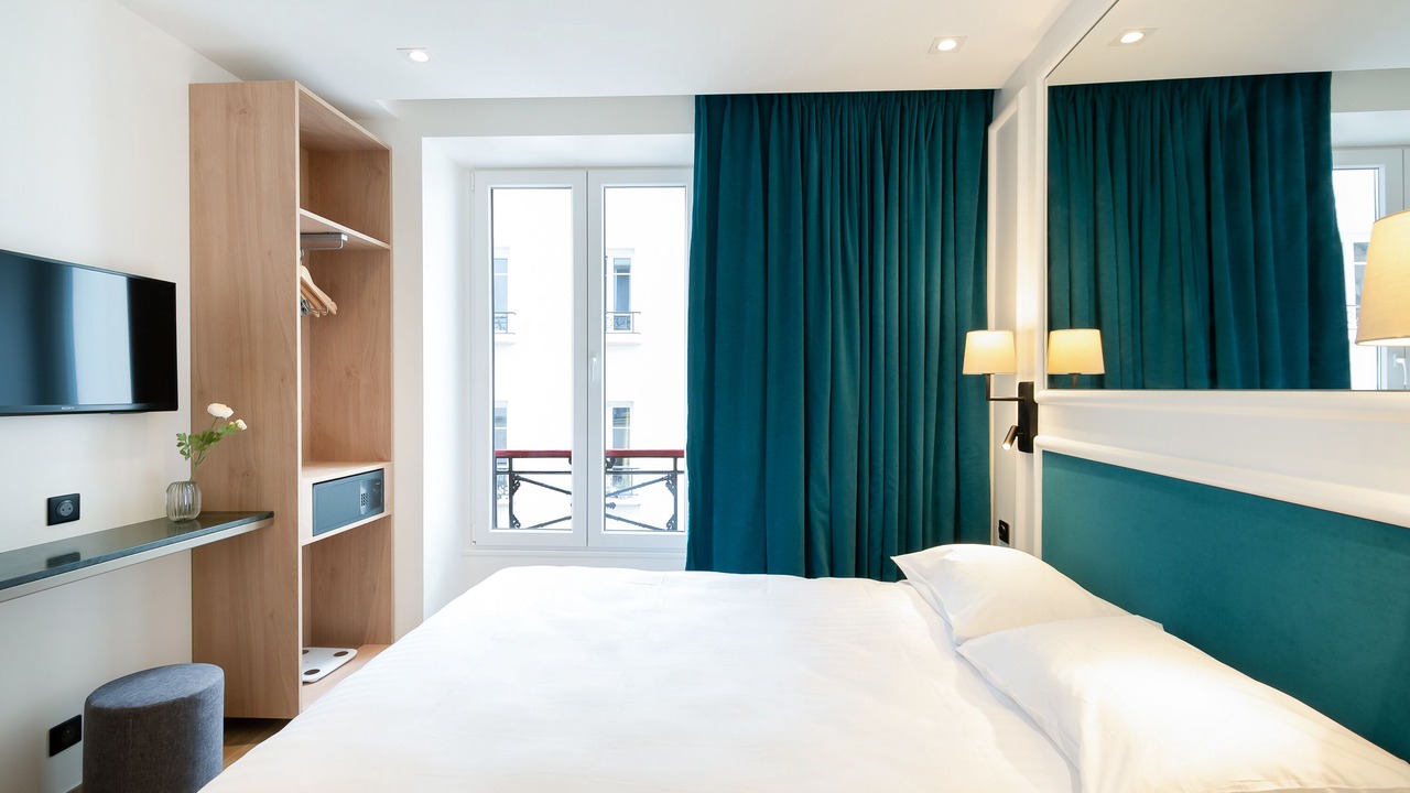 Photo of Bedroom in Arts-et-Metiers