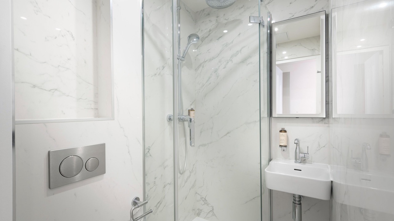 Photo of Bathroom in Arts-et-Metiers