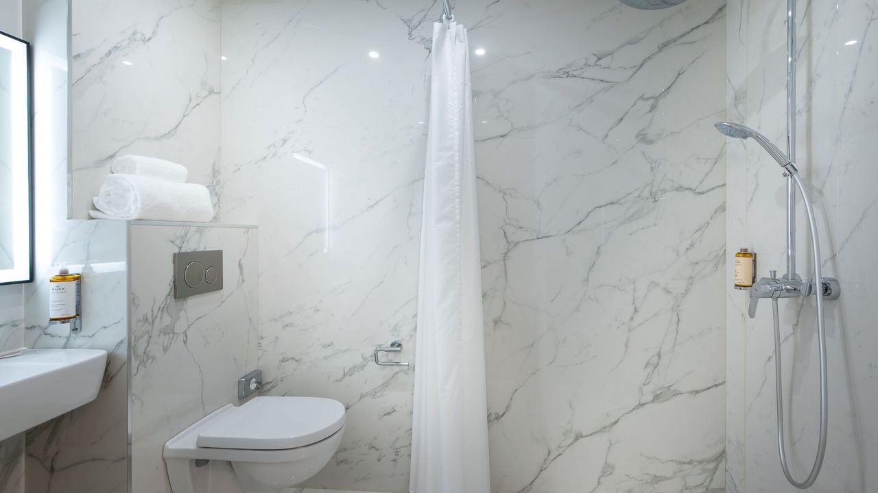 Photo of Bathroom in Arts-et-Metiers