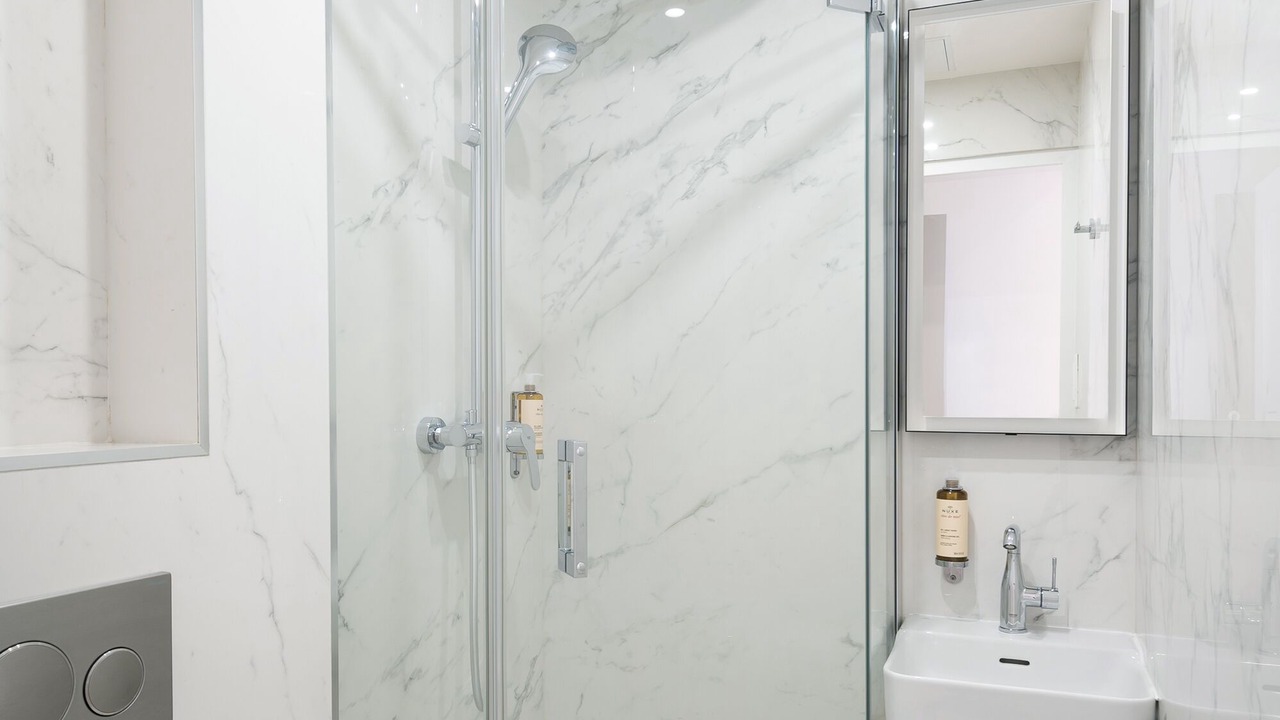Photo of Bathroom in Arts-et-Metiers