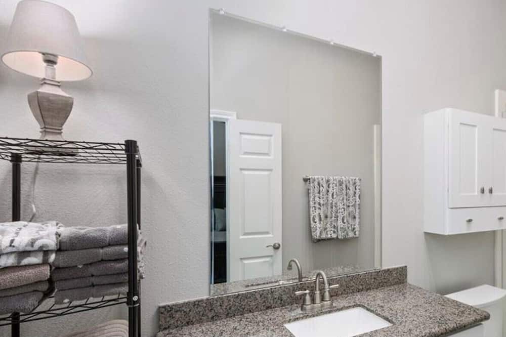 Photo of Bedroom in Cape Royale