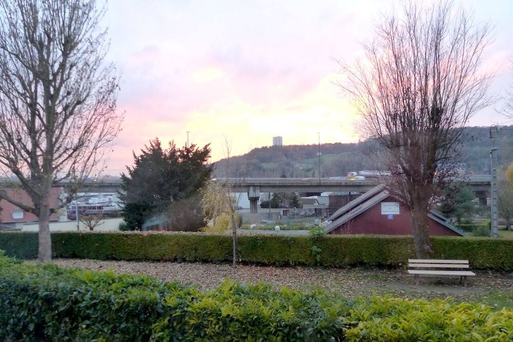 Photo of Outdoor in Deville-les-Rouen