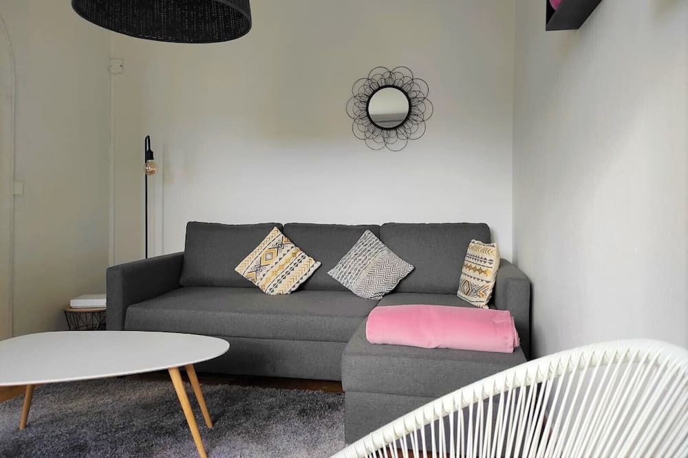 Photo of Livingroom in Deville-les-Rouen