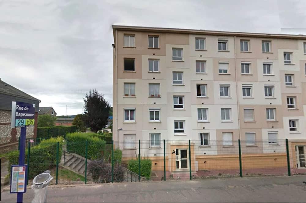 Photo of Outdoor in Deville-les-Rouen