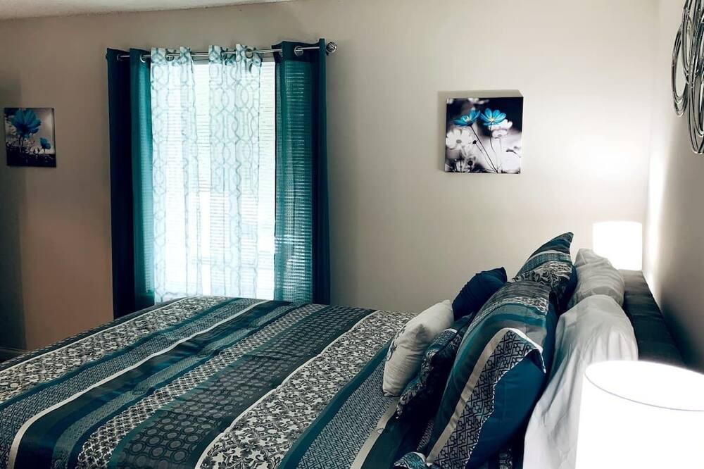 Photo of Bedroom in Bellevue