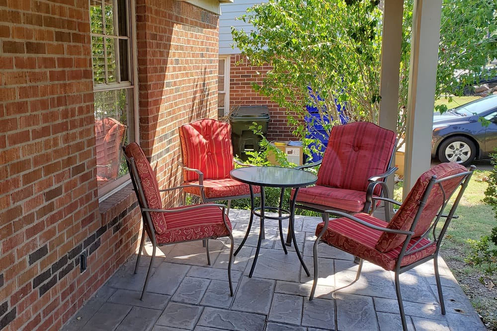 Photo of Patio Balcony in Norman