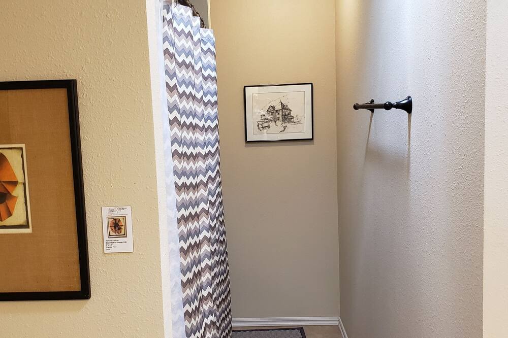 Photo of Bathroom in Norman