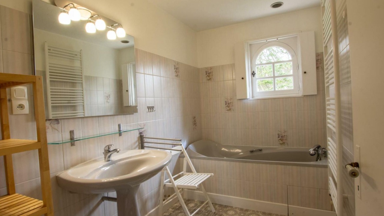 Photo of Bathroom in Annesse-et-Beaulieu