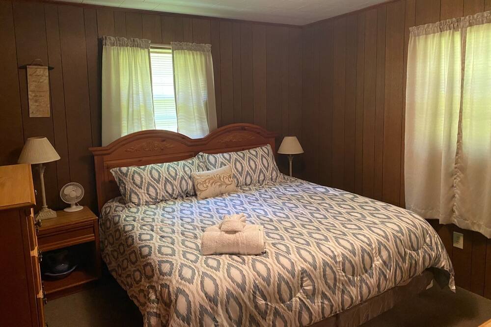Photo of Bedroom in Summerton