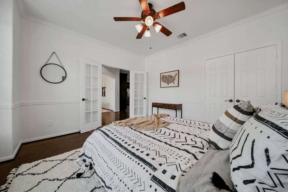Photo of Bedroom in College Park