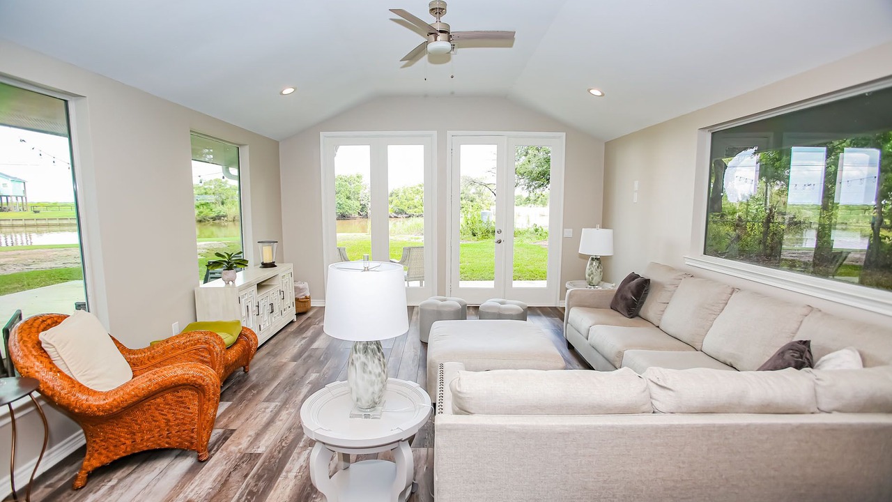 Photo of Livingroom in Cedar Lane
